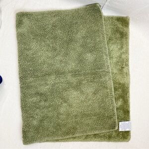 Pottery Barn Sea Glass Classic Organic Loop Bath Mat 27x 45